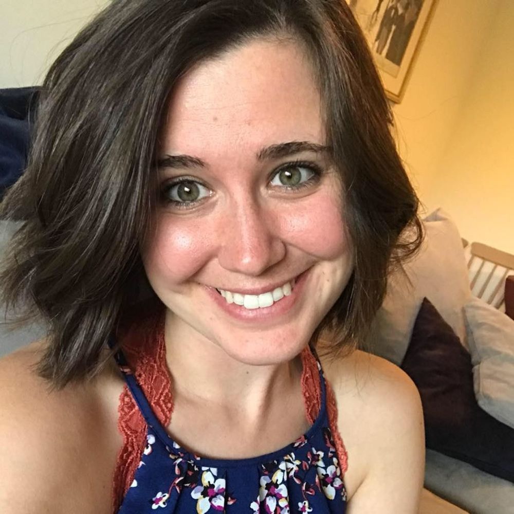 Meet your Posher, Alicia